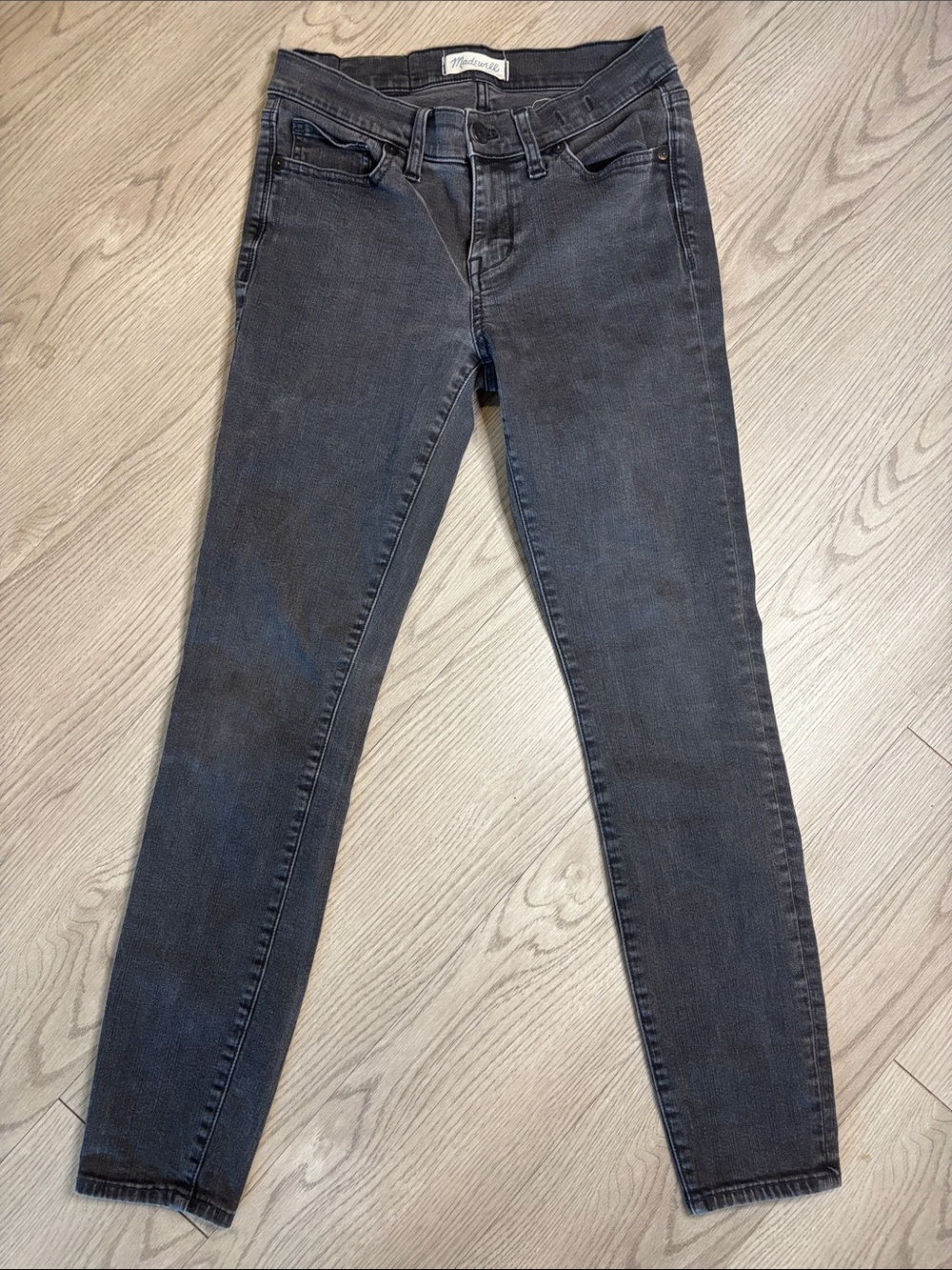 Madewell Skinny Jeans in Washed Charcoal